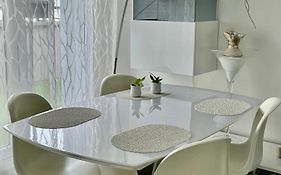 Appartement de standing, parking privé, climatisé, proche du centre-ville et la gare centre